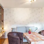 Haus Am Candelaber Holiday home Georgenthal (Thuringia)